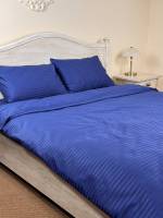 Постільна білизна Homey Vibe 160х220 страйп-сатин Темно-синя