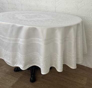 Скатертина тефлонова PVS Maison Royale 160 * 200 ovale Artemis White